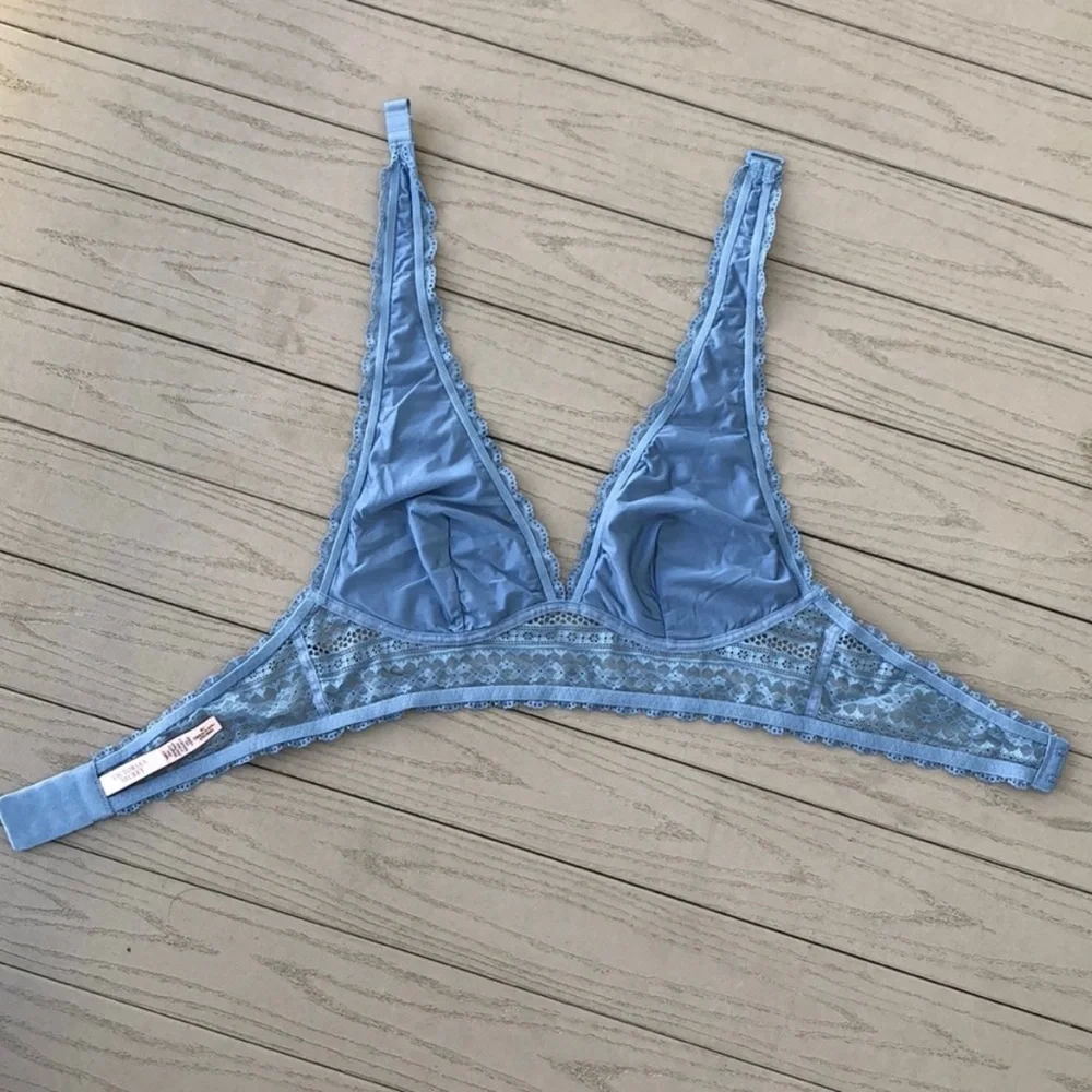 Victoria’s Secret Dusty Blue Lace Halter Neck Bralette M - Picture 6 of 7
